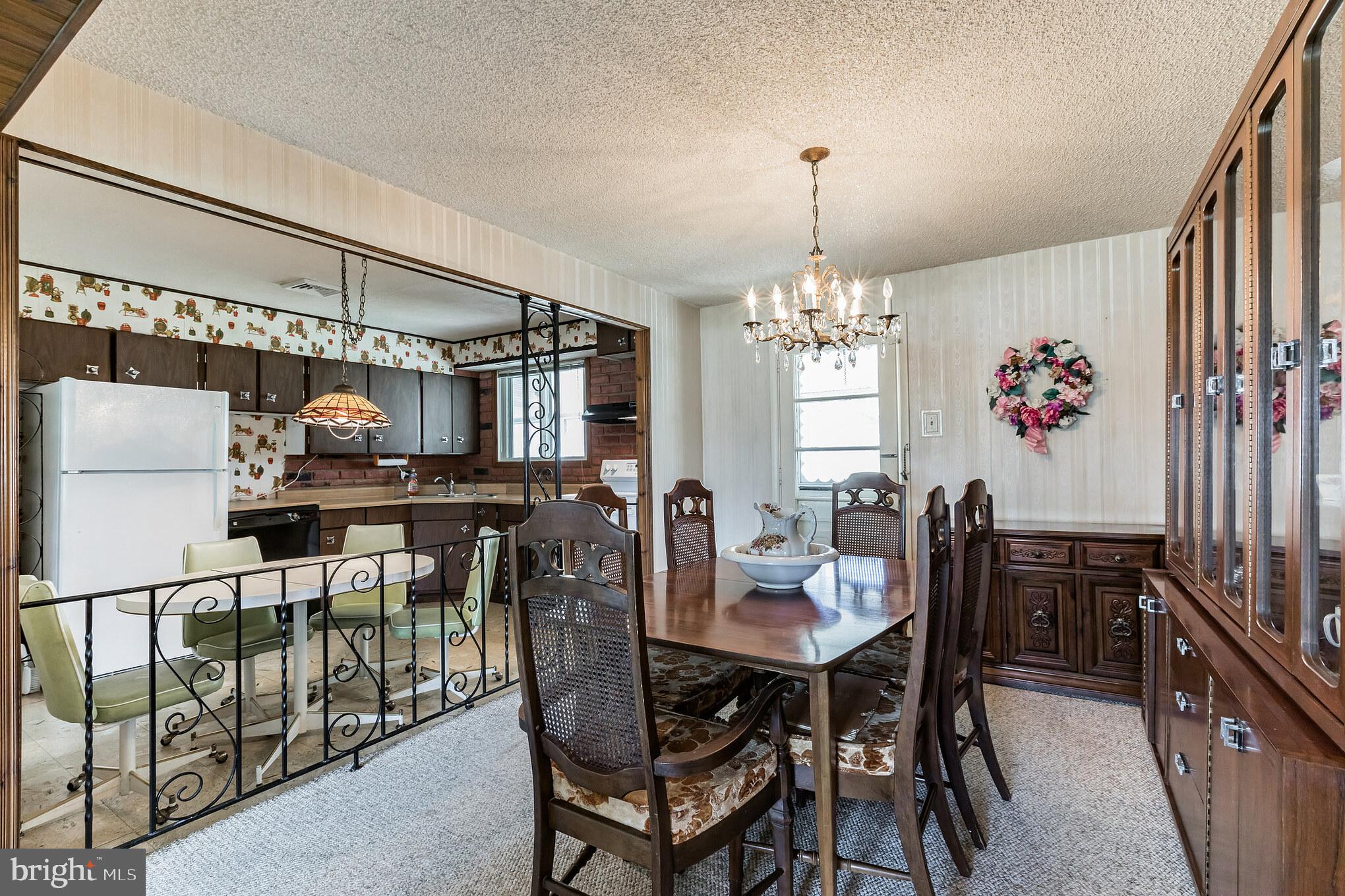413 Buck Road Southampton, PA 18966 - Photo 10 of 34 Dining Room open to Kitchen