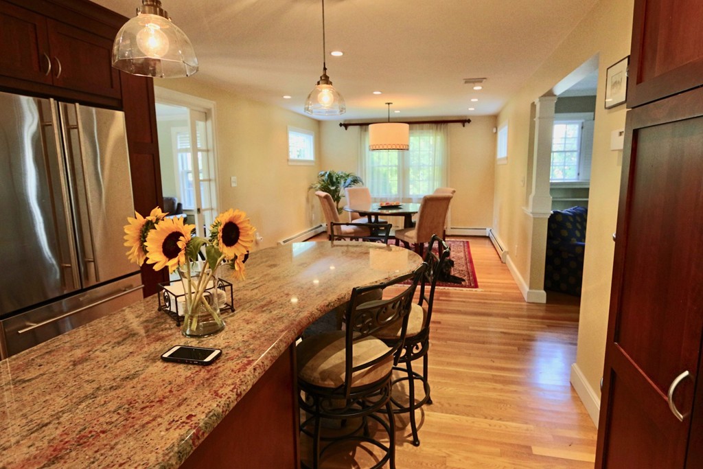 27 Sevinor Road Marblehead, MA 01945 - Photo 3 of 18