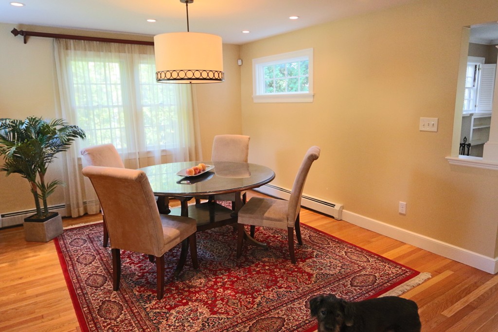 27 Sevinor Road Marblehead, MA 01945 - Photo 6 of 18