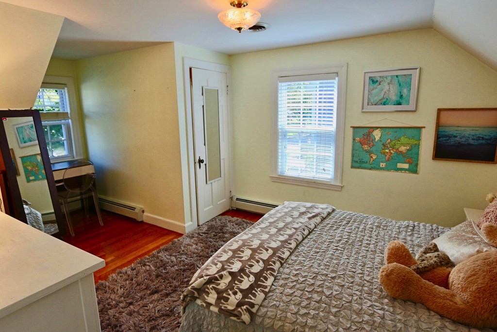 27 Sevinor Road Marblehead, MA 01945 - Photo 10 of 18