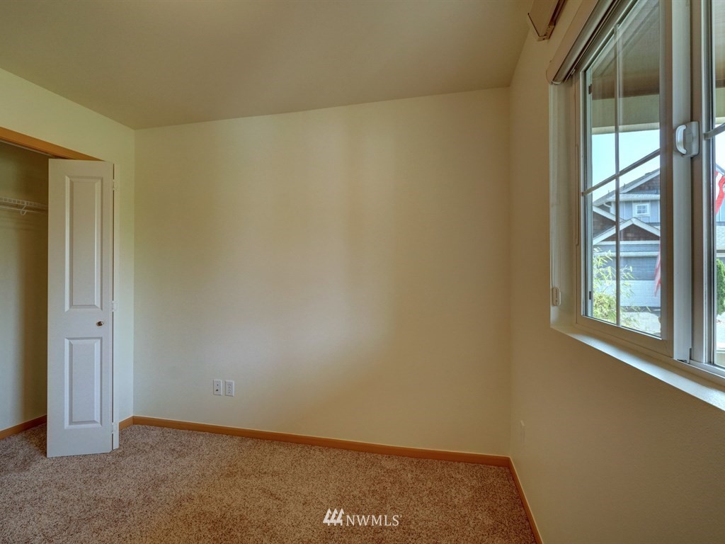 4401 Roxanna Loop Southeast Lacey, WA 98503 - Photo 14 of 20 Gallery Image 14