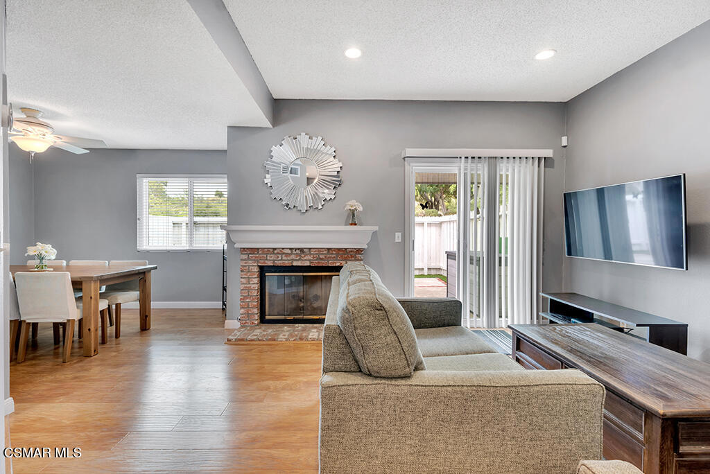 2776 Erringer Road, Unit 19 Simi Valley, CA 93065 - Photo 12 of 43