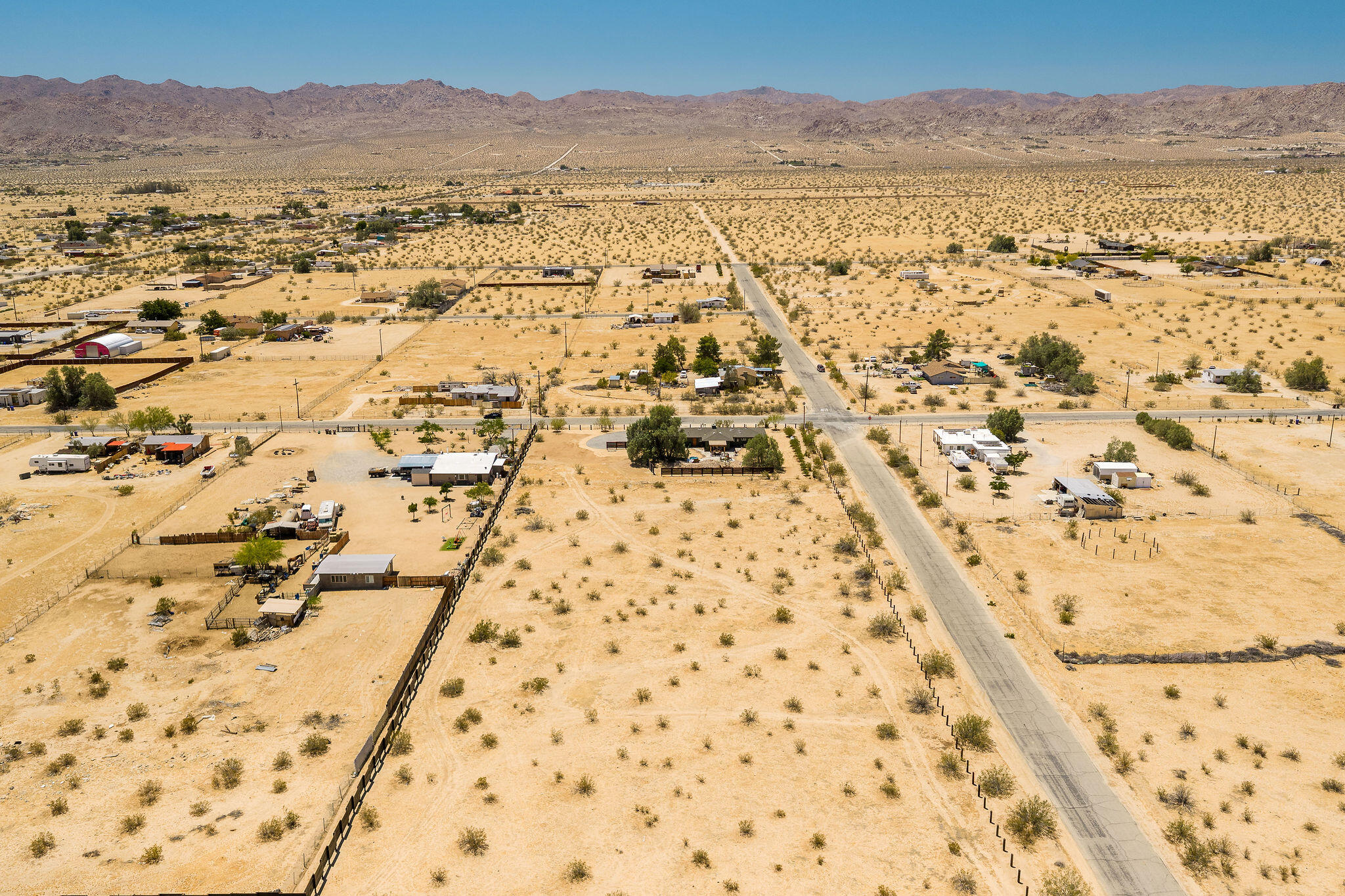 64722 Sun Mesa Road Joshua Tree, CA 92252 - Photo 5 of 55 64722SunMesaRd-54