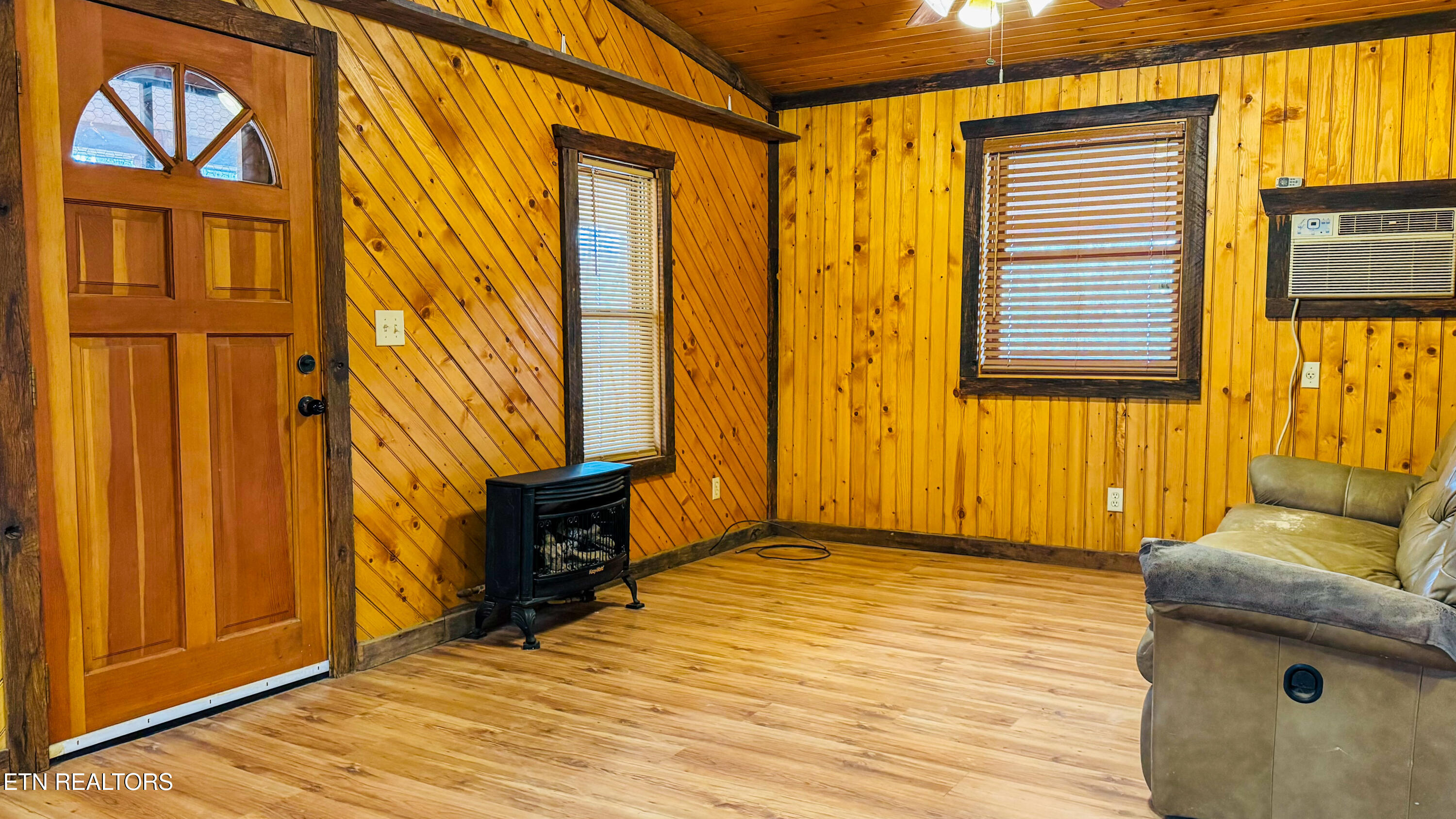 495 Bear Hollow Road Oneida, TN 37841 - Photo 50 of 60 IMG_1846