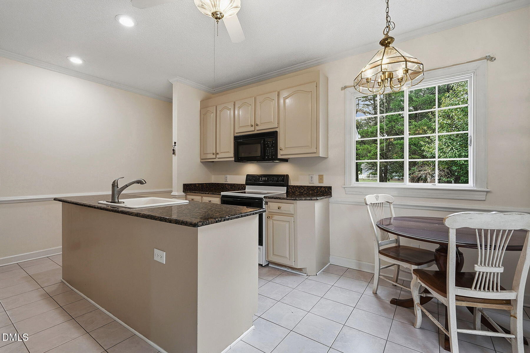 171 Clover Ridge Angier, NC 27501 - Photo 14 of 30 14-web-or-mls-171 Clover Ridge -44