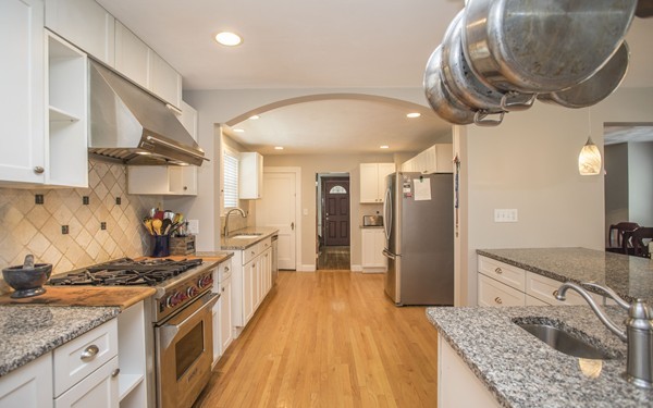95 Bellevue Road Braintree, MA 02184 - Photo 3 of 26 Gallery Image 3