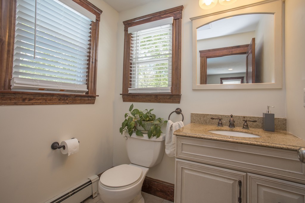 95 Bellevue Road Braintree, MA 02184 - Photo 9 of 26 Gallery Image 9