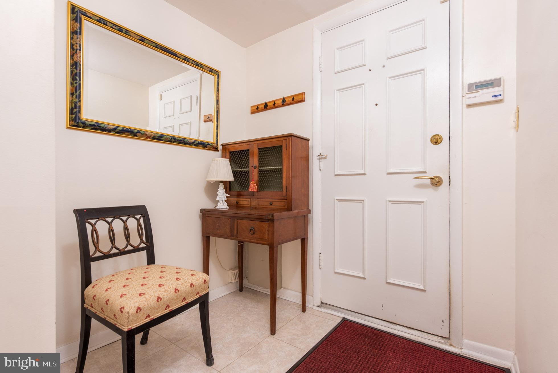 105 Cross Keys Road, Unit R105D Baltimore, MD 21210 - Photo 2 of 25 Entry Foyer