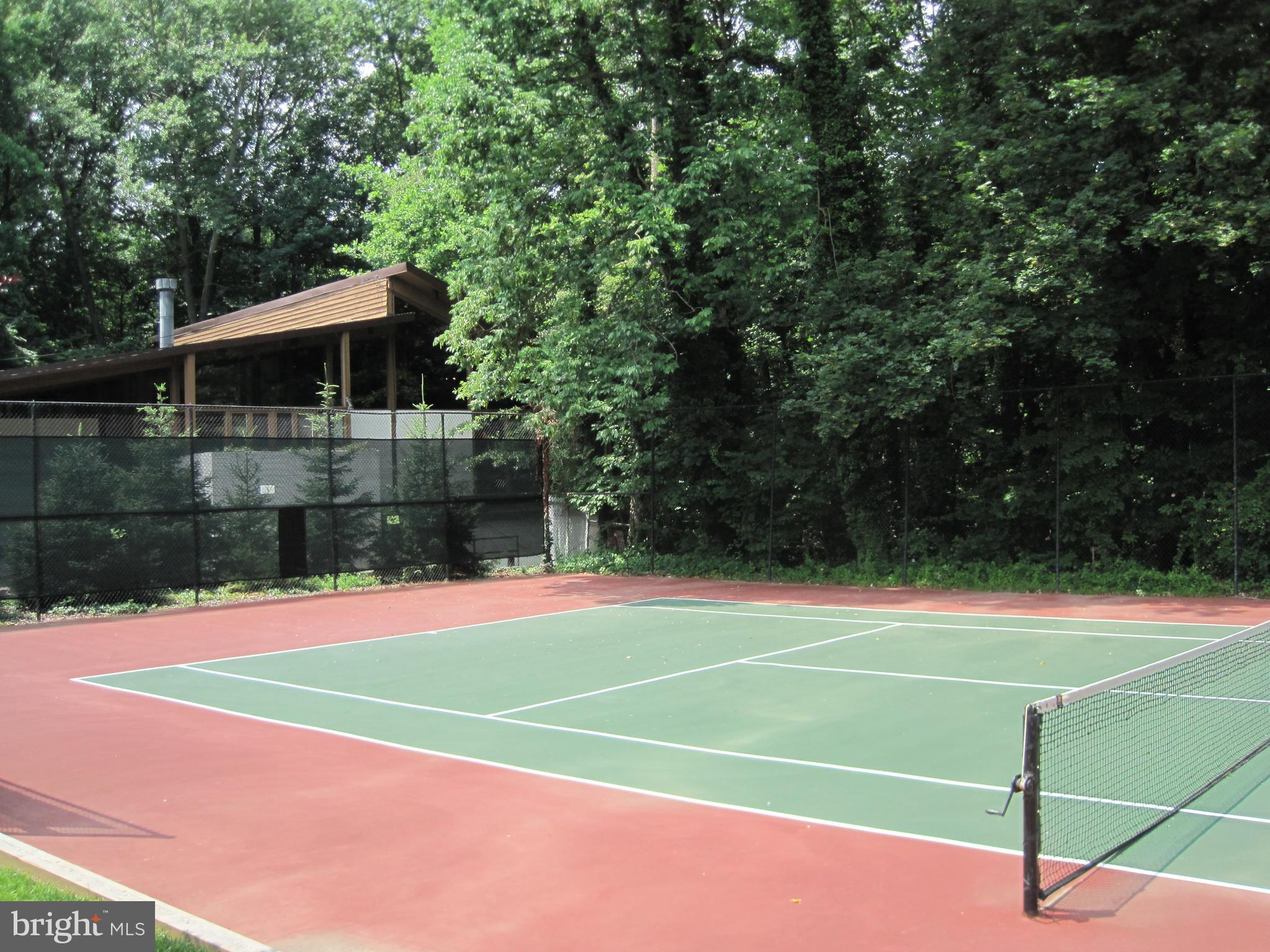 105 Cross Keys Road, Unit R105D Baltimore, MD 21210 - Photo 24 of 25 Community Tennis Courts
