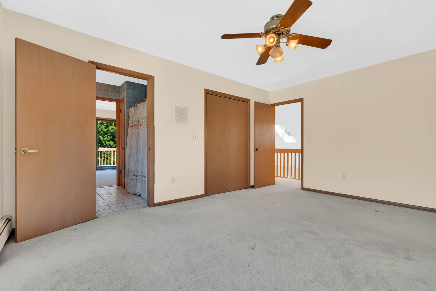 19 North Island Road Bayville, NJ 08721 - Photo 28 of 54 a view of empty room with ceiling fan