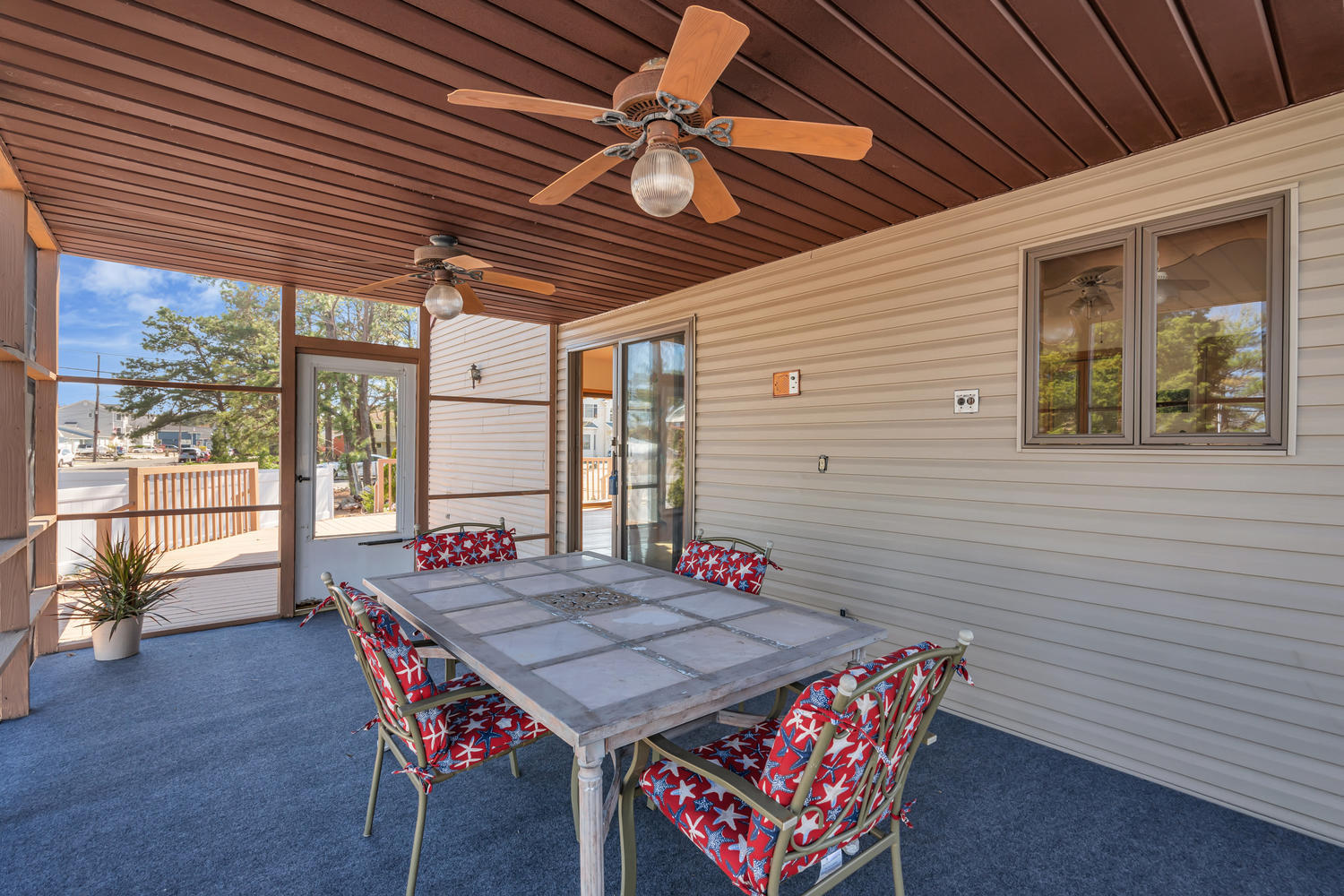19 North Island Road Bayville, NJ 08721 - Photo 43 of 54 a outdoor space with furniture