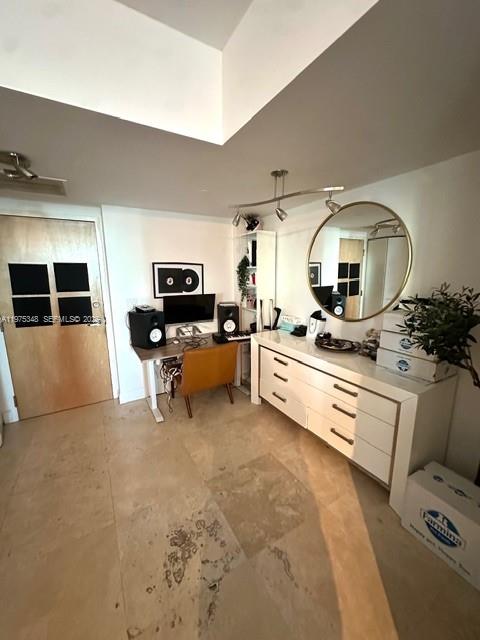 350 South Miami Avenue, Unit 2110 Miami, FL 33130 - Photo 5 of 29