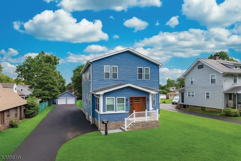 423 New Market Road Piscataway, NJ 08854 - Photo 1 of 41