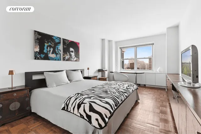 $1,495,000 | 20 East 9th Street, Unit 18D | Greenwich Village