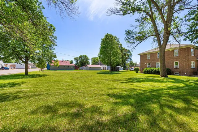 $235,000 | 440 6th Street, Lafayette, MN 56054