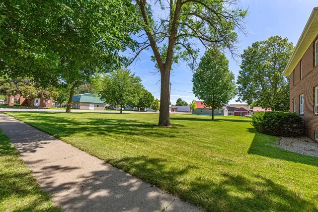 $235,000 | 440 6th Street, Lafayette, MN 56054