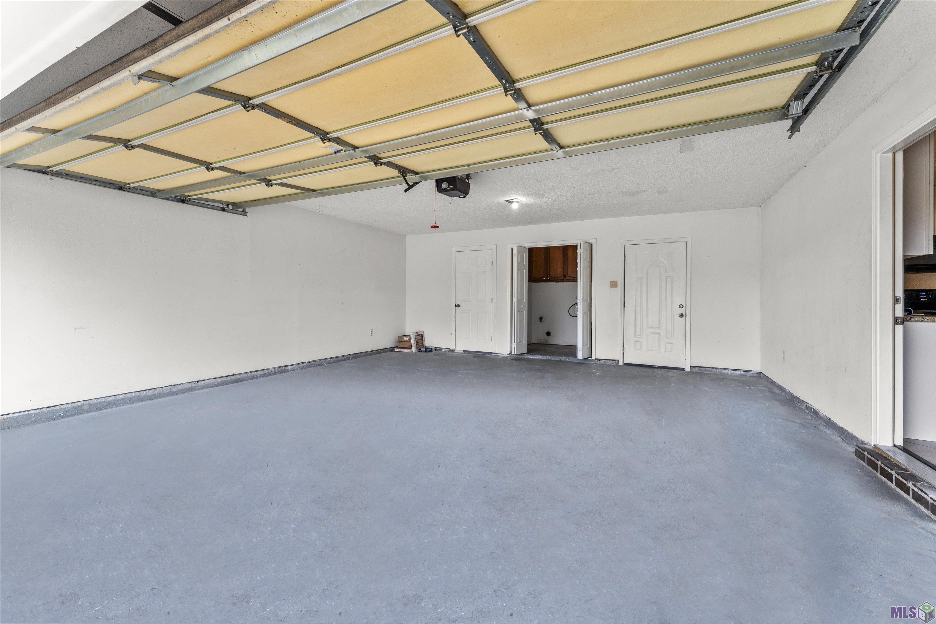 14457 Elmbridge Avenue Baton Rouge, LA 70819 - Photo 11 of 14 Gallery Image 11