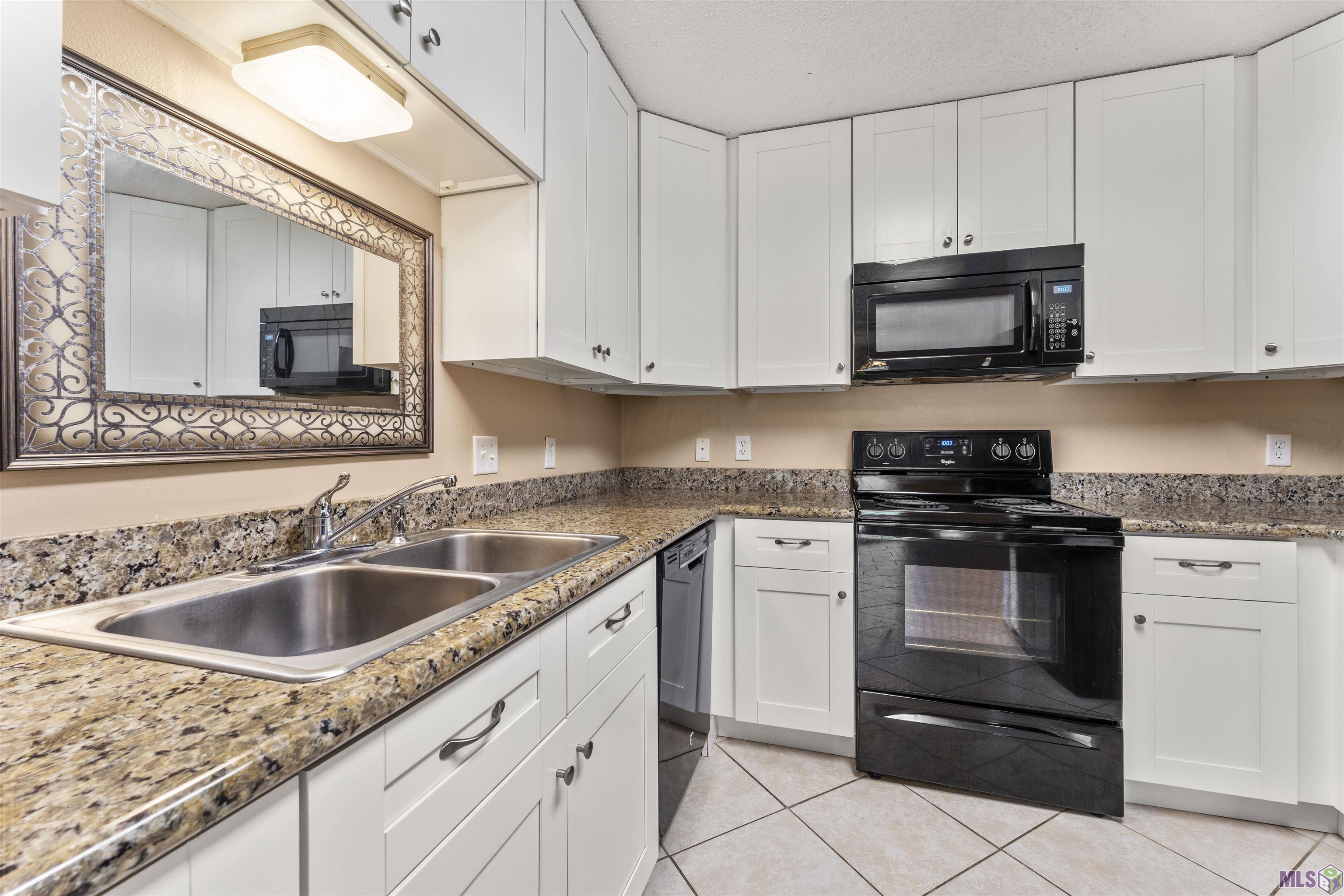 14457 Elmbridge Avenue Baton Rouge, LA 70819 - Photo 3 of 14 Gallery Image 3