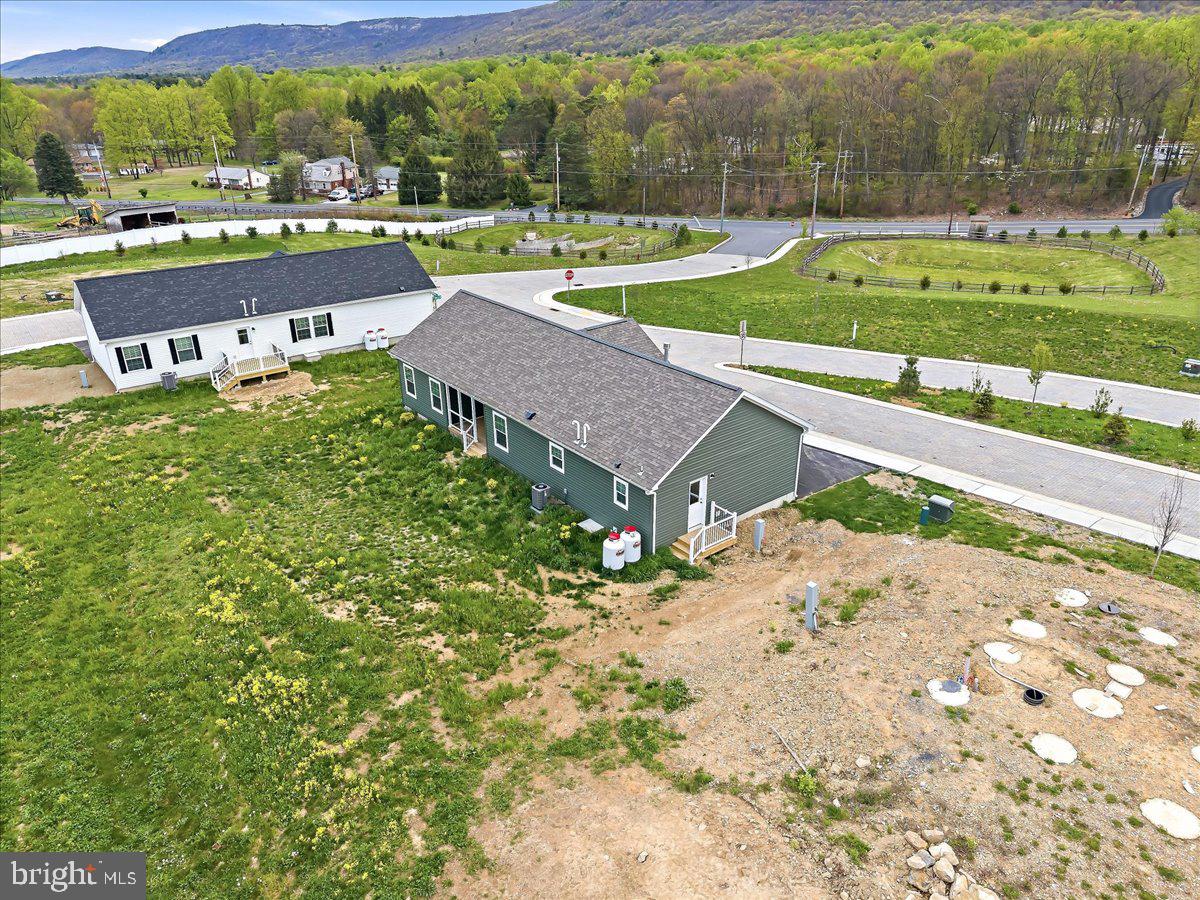 3987 Hastings Road Walnutport, PA 18088 - Photo 31 of 40 an aerial view of a house with a big yard
