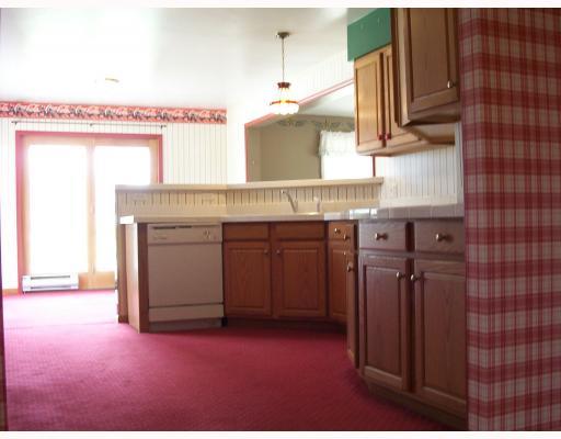 346 Hadley Road Greenville, PA 16125 - Photo 4 of 18 Kitchen.