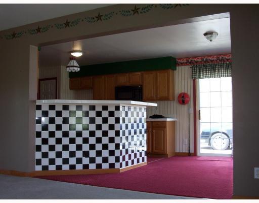 346 Hadley Road Greenville, PA 16125 - Photo 5 of 18 Kitchen.