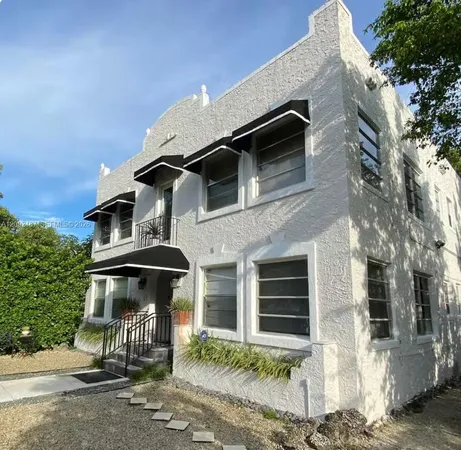 $2,300 | 1661 Southwest 13th Street, Unit 3, Miami, FL 33145