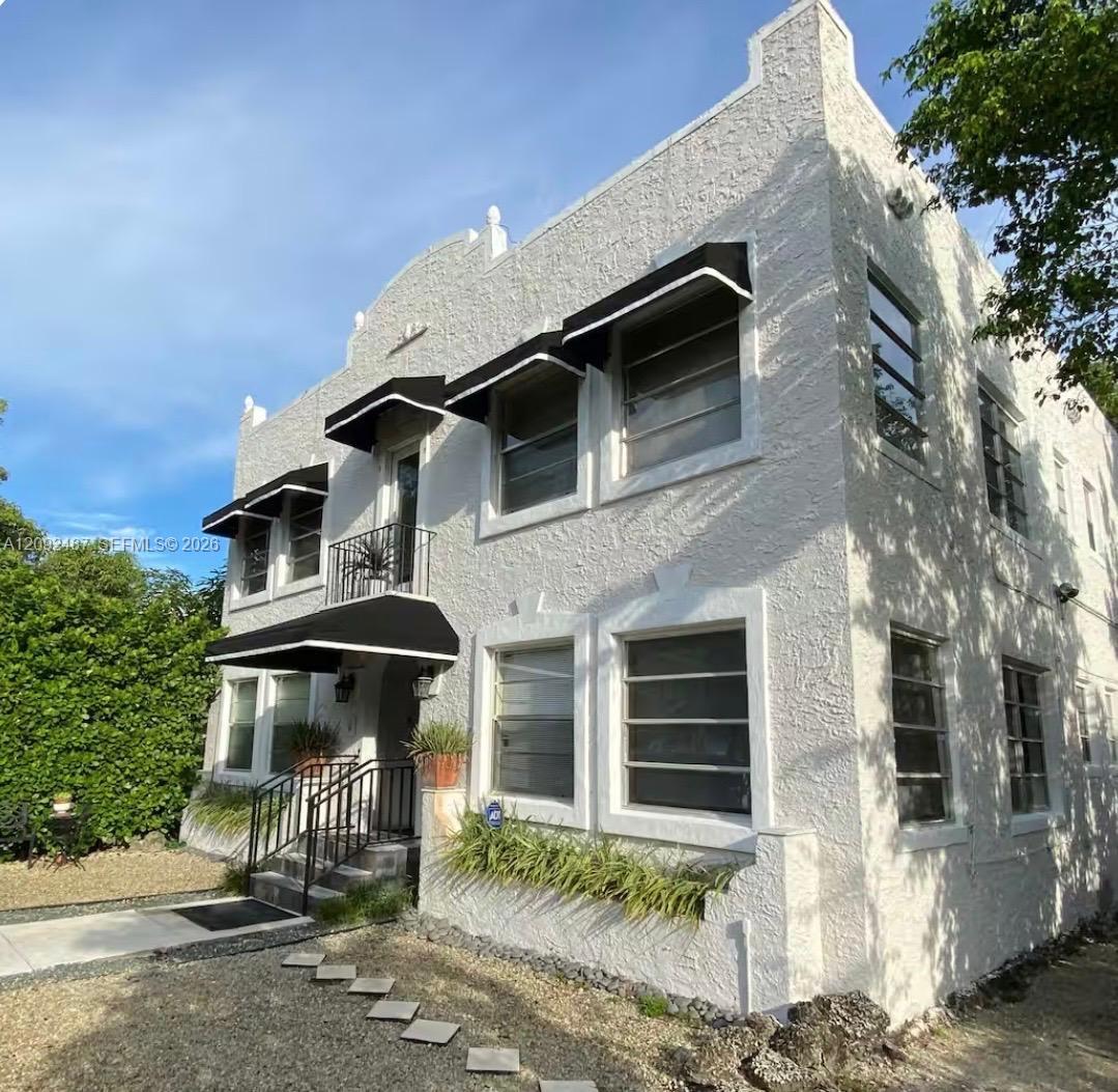 1661 Southwest 13th Street, Unit 3 Miami, FL 33145 - Photo 1 of 18 Gallery Image 1
