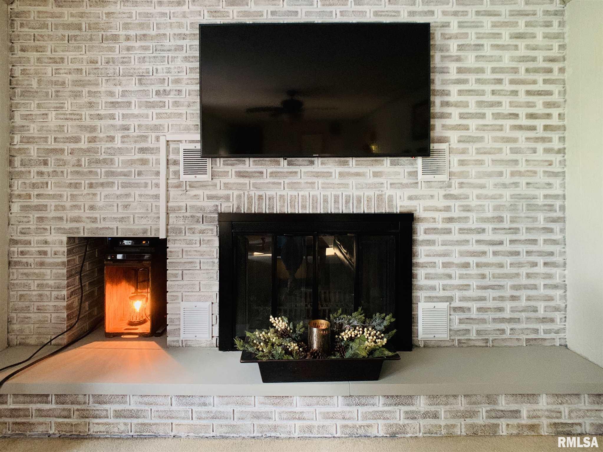 1640 Coffee Road Raleigh, IL 62977 - Photo 14 of 21 Gallery Image 14