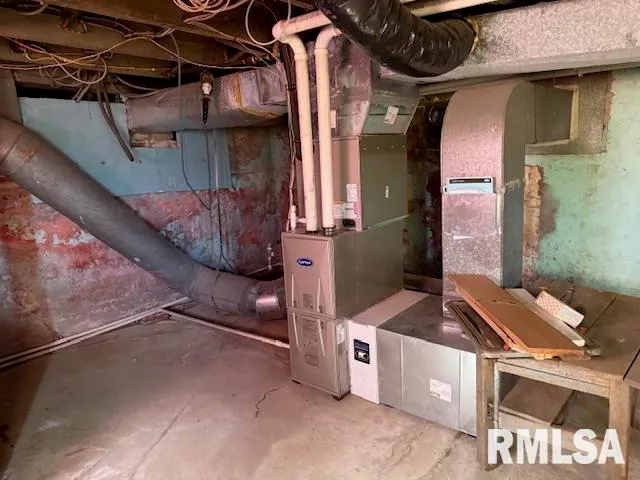 $150,000 | 121 North 9th Street, Herrin, IL 62948