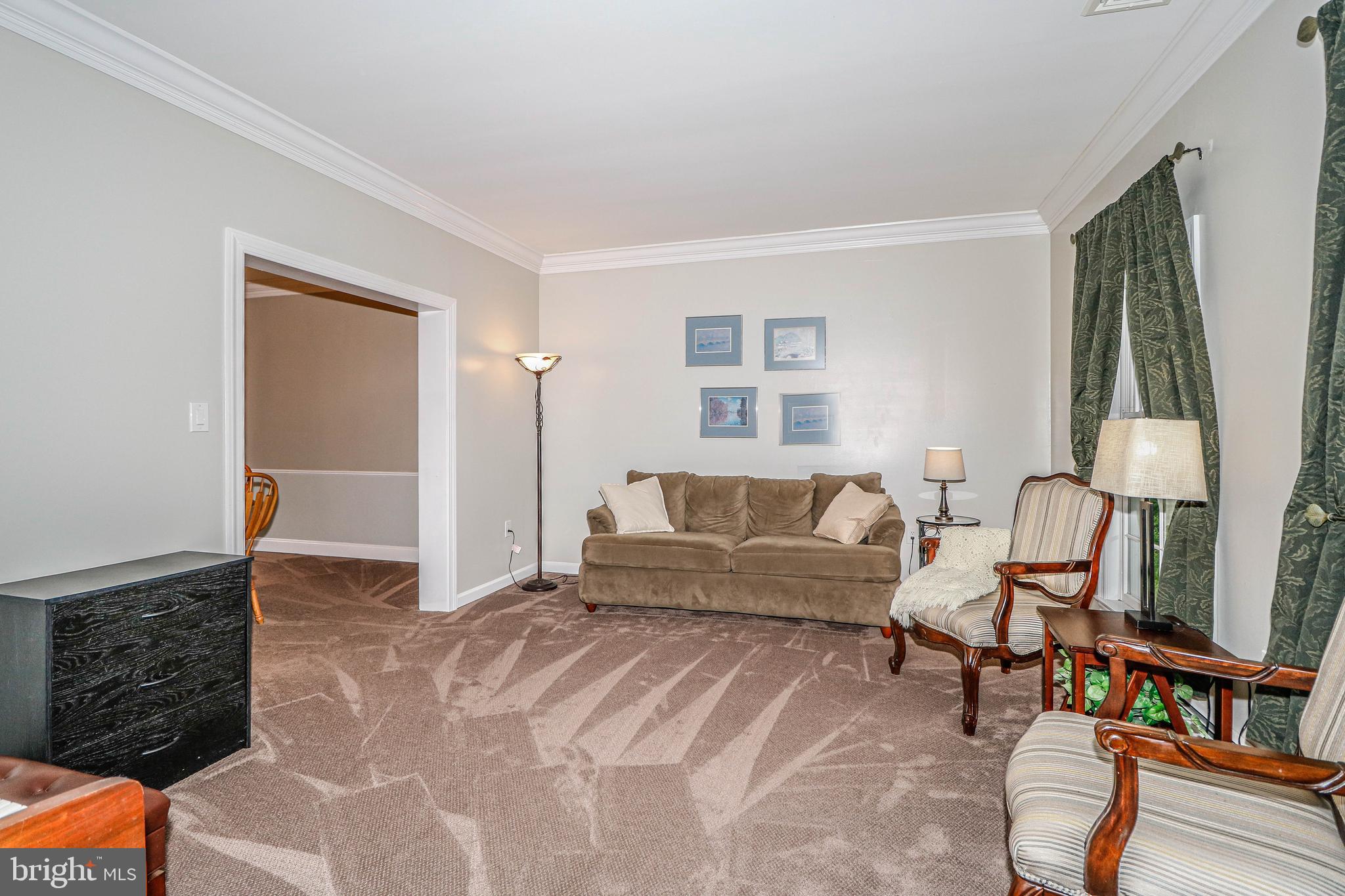 131 Mountain Road Ringoes, NJ 08551 - Photo 13 of 47 Formal Living Room