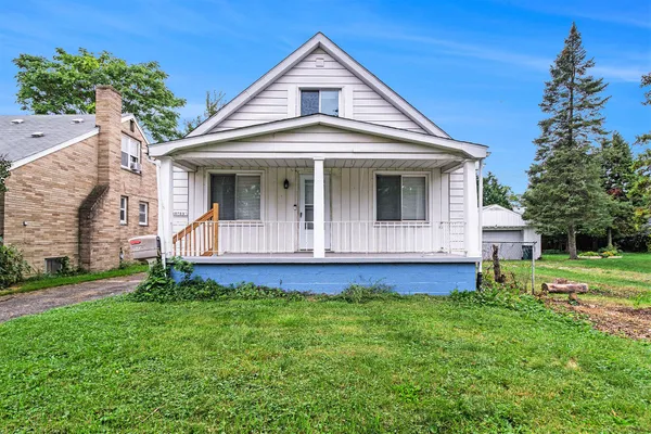 $1,600 | 23739 Cayuga Avenue, Hazel Park, MI 48030