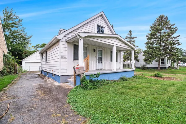 $1,600 | 23739 Cayuga Avenue, Hazel Park, MI 48030