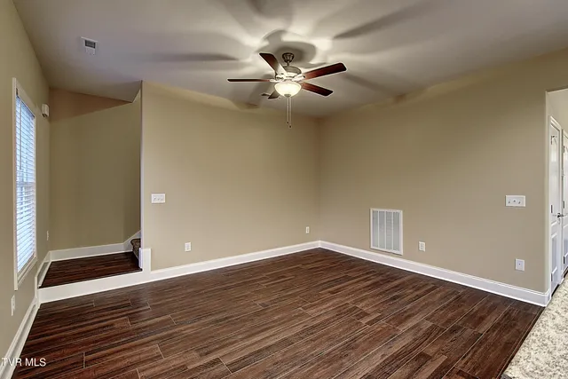 $1,900 | 189 Chucks Alley, Unit 1R, Jonesborough, TN 37659