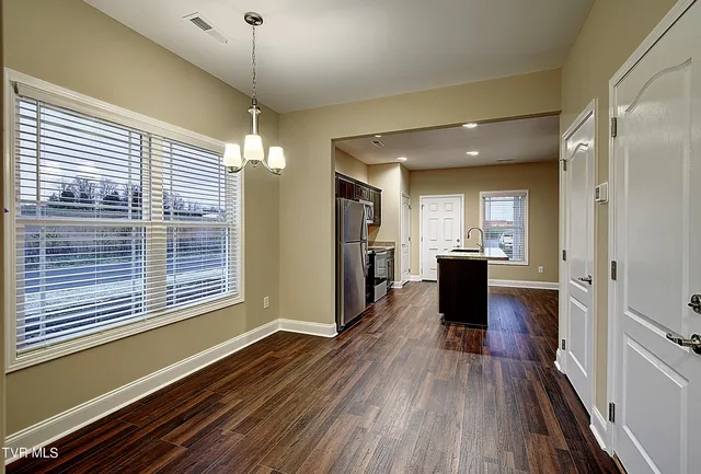 $1,900 | 189 Chucks Alley, Unit 1R, Jonesborough, TN 37659