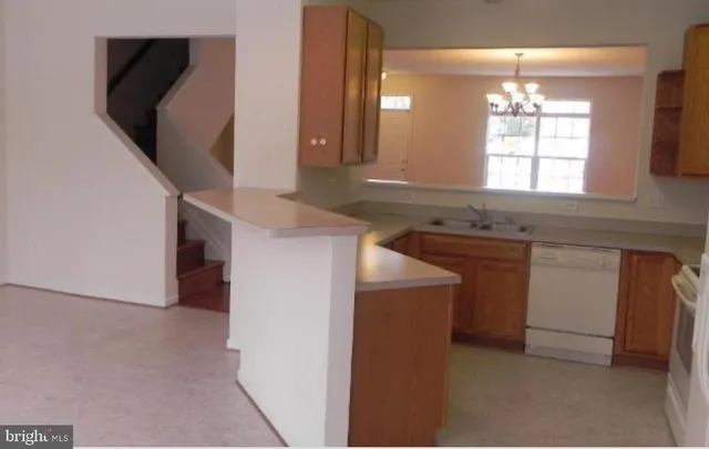 $3,300 | 20118 Gunners Terrace, Germantown, MD 20876