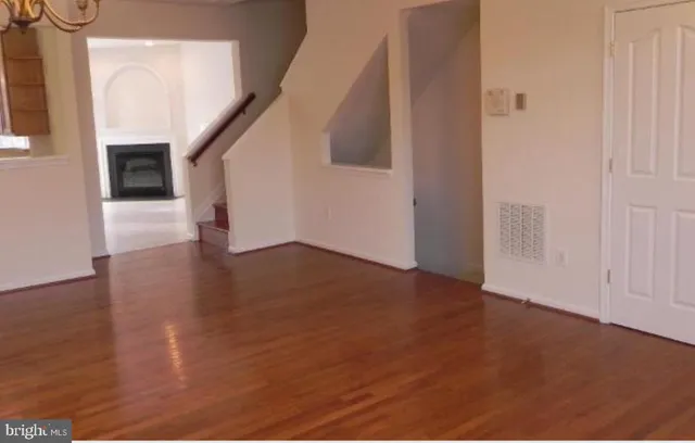 $3,300 | 20118 Gunners Terrace, Germantown, MD 20876