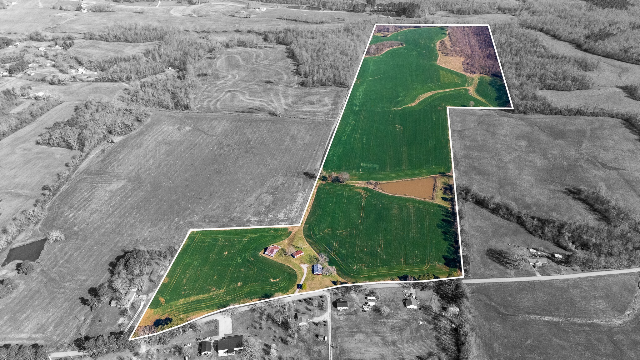 48 Idaho Road Leoma, TN 38468 - Photo 17 of 41 an aerial view of a house