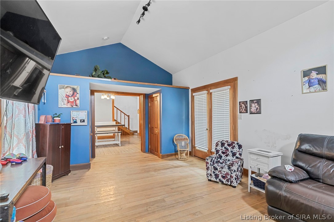 111 West Walnut Street North Vernon, IN 47265 - Photo 16 of 34