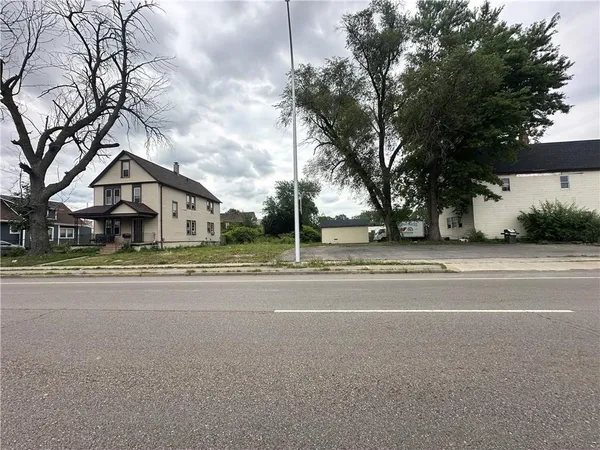 $9,900 | 417 Bailey Avenue, Buffalo, NY 14210