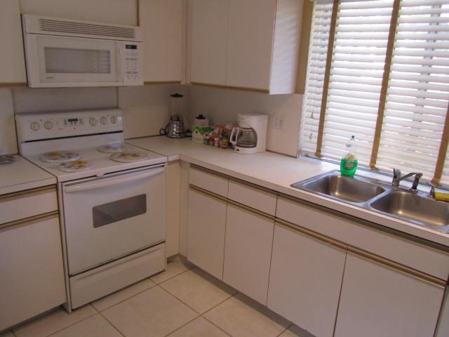 6726 Via Regina, Unit 5 Boca Raton, FL 33433 - Photo 4 of 8 Additional Photo
