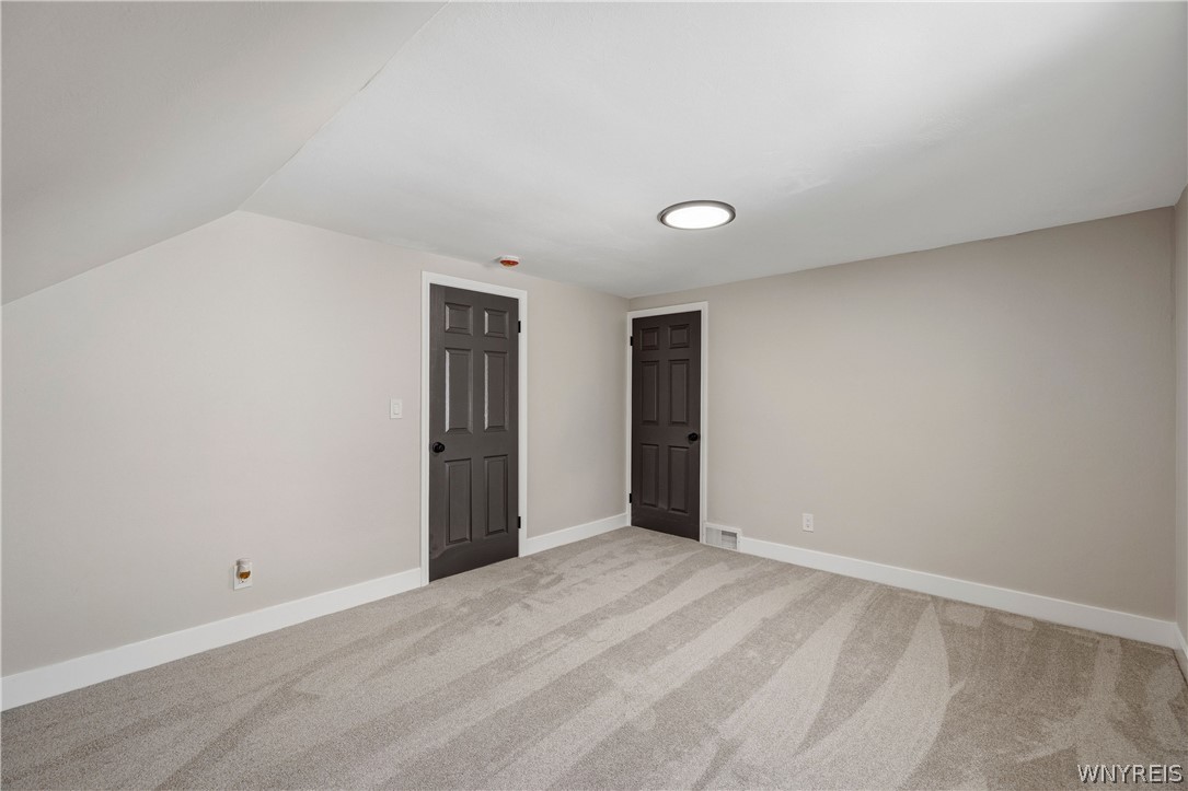 298 Lowell Road Tonawanda, NY 14217 - Photo 21 of 28