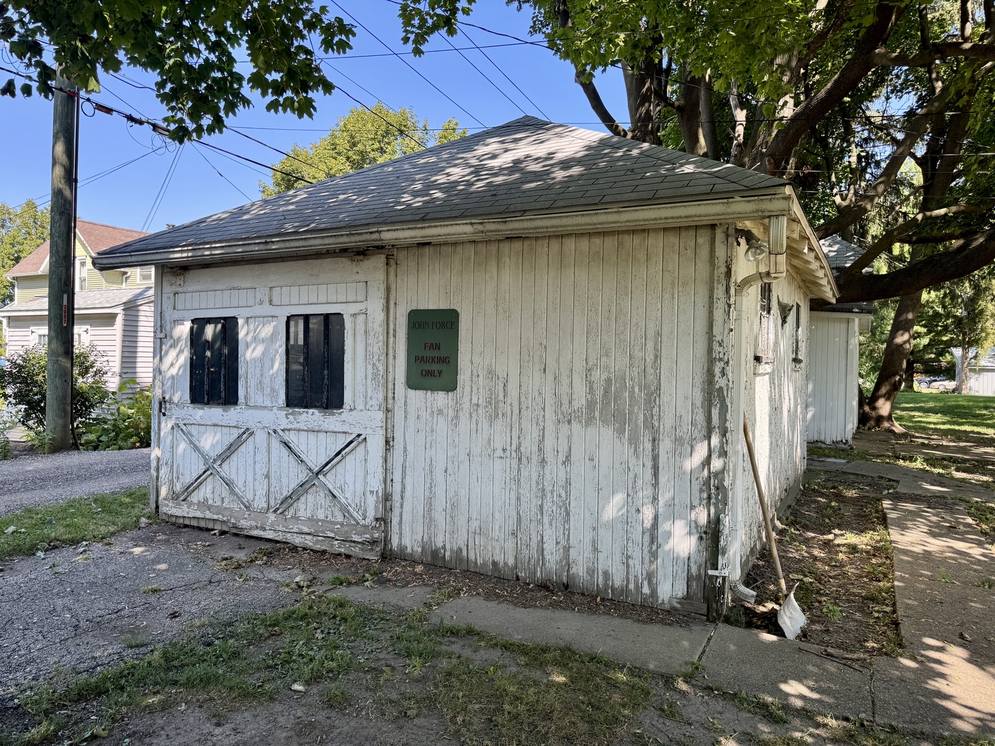 210 North Church Street Princeton, IL 61356 - Photo 18 of 20 a view of a house with a yard