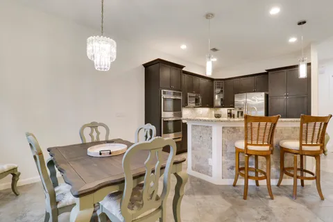 $675,000 | 5242 Cambridge Court, Palm Beach Gardens, FL 33418