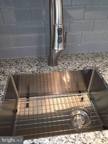 $2,000 | 3520 W Place Northwest, Unit 103, Washington, DC 20007