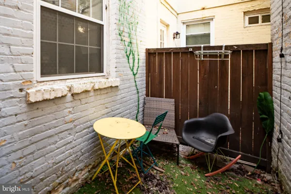$1,800 | 3520 W Place Northwest, Unit 103, Washington, DC 20007