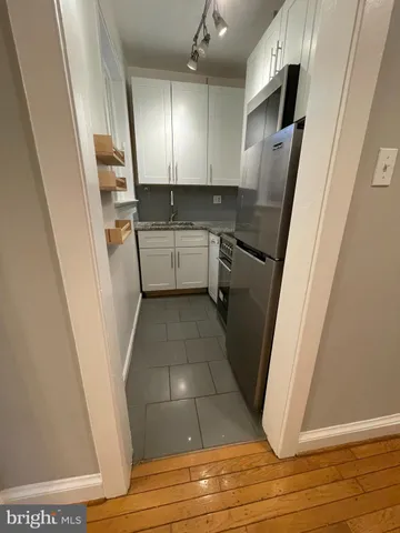 $2,000 | 3520 W Place Northwest, Unit 103, Washington, DC 20007