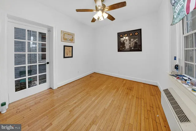 $2,000 | 3520 W Place Northwest, Unit 103, Washington, DC 20007