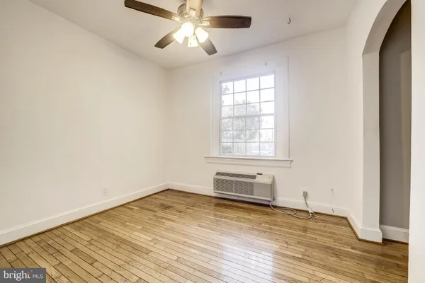 $1,800 | 3520 W Place Northwest, Unit 103, Washington, DC 20007