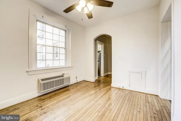 $1,800 | 3520 W Place Northwest, Unit 103, Washington, DC 20007