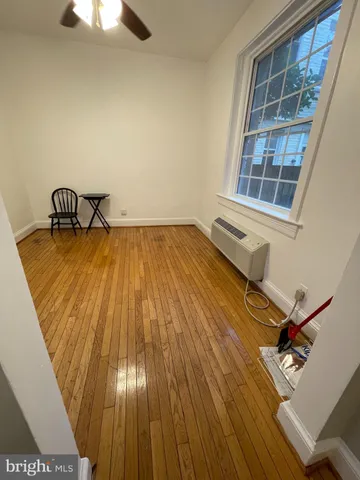 $2,000 | 3520 W Place Northwest, Unit 103, Washington, DC 20007